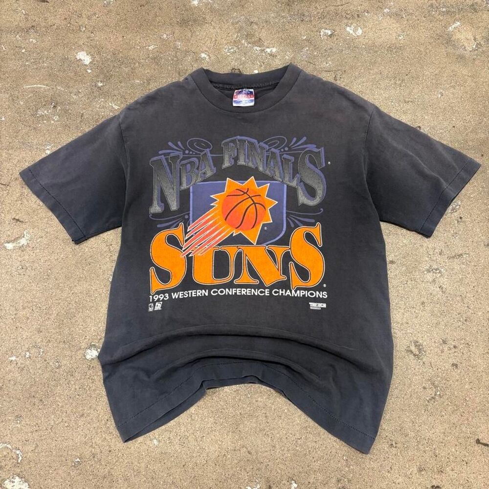 Nba Men's Black and Grey T-shirt